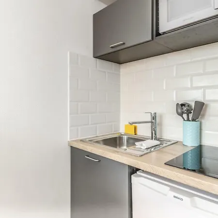 Modern Studio At The Heart Of Lejlighed *