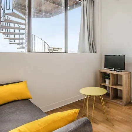 Lejlighed Modern Studio At The Heart Of *